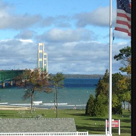 Parkside Inn Bridgeview Mackinaw City Eksteriør bilde