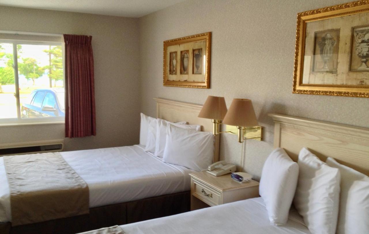 Parkside Inn Bridgeview Mackinaw City Eksteriør bilde