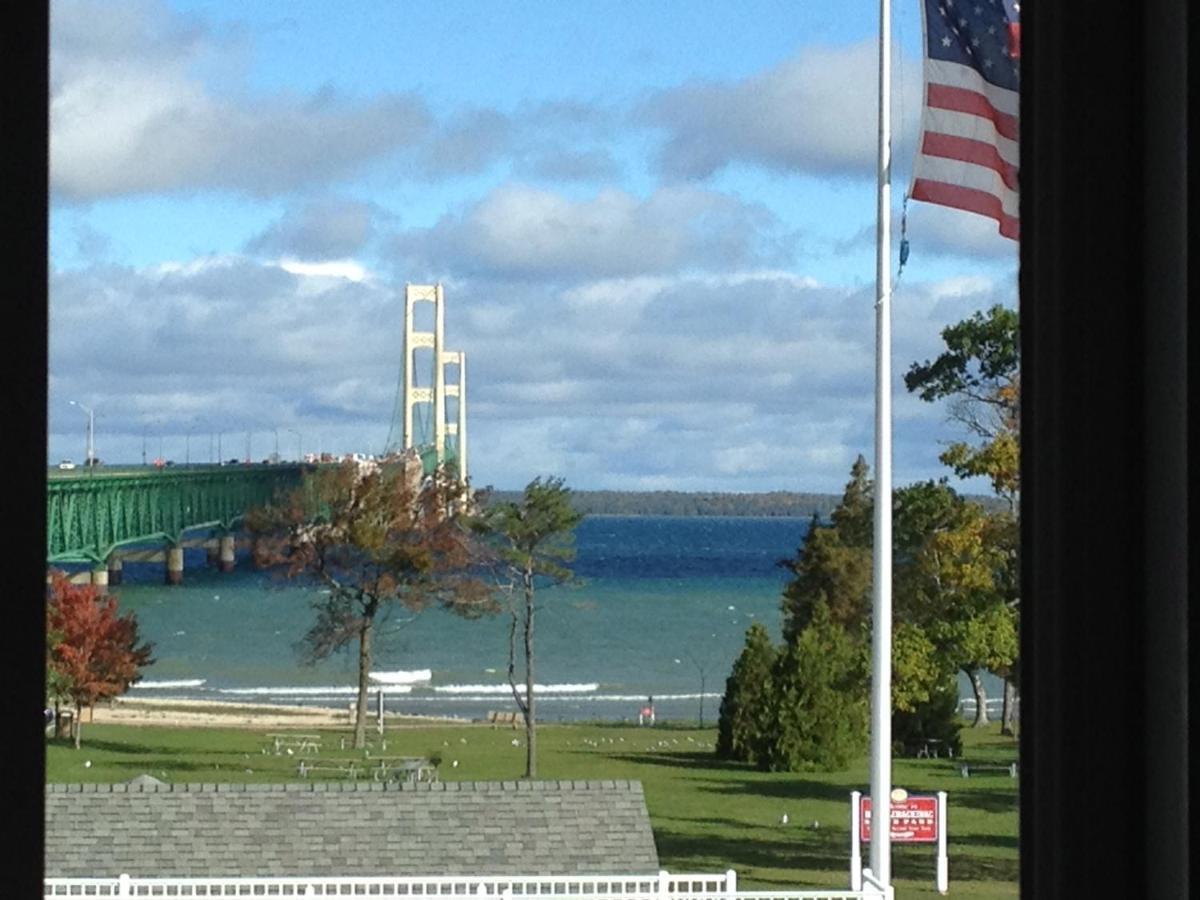 Parkside Inn Bridgeview Mackinaw City Eksteriør bilde